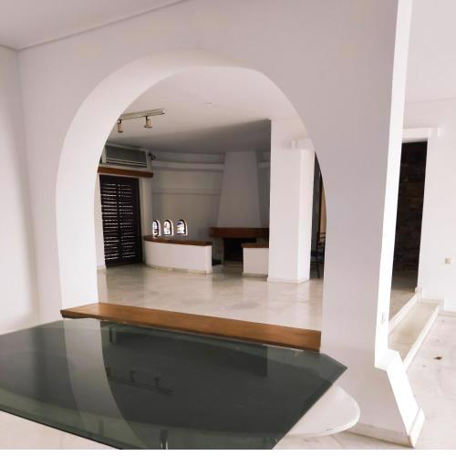 manoussos home