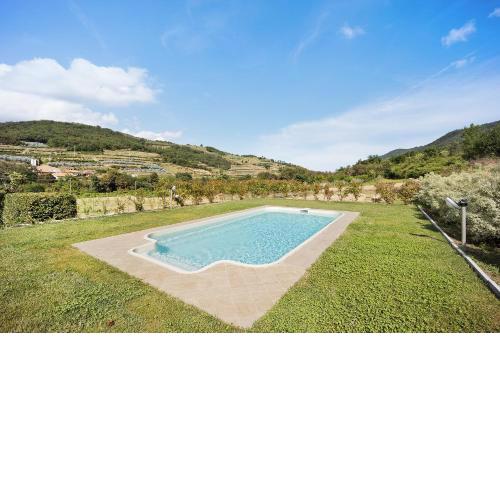 Mansarda Albero Verde con Piscina