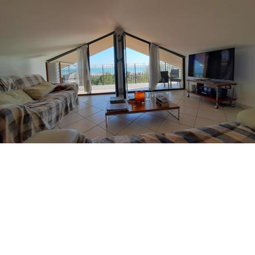 Mansarda VISTA WOW - Fronte mare con posto auto
