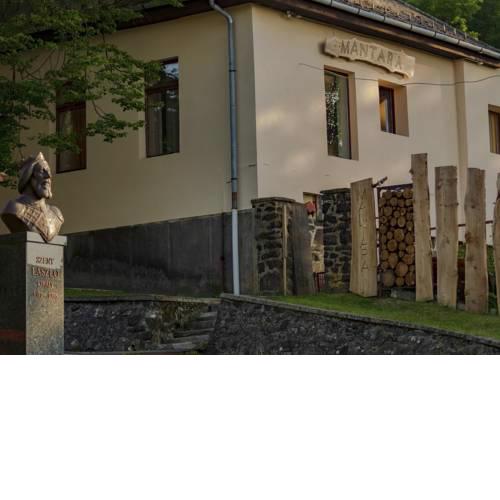 Mantara Lovas Vendégház