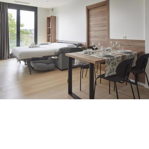 MANTULENE 2E - Basque Stay
