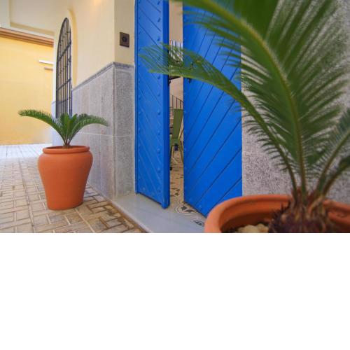 Mara's Apartments Casita La Mar - First Line Beach - Bajondillo - Torremolinos