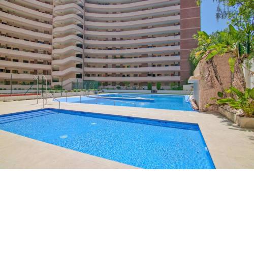 Marbella Central With Pool by Homing