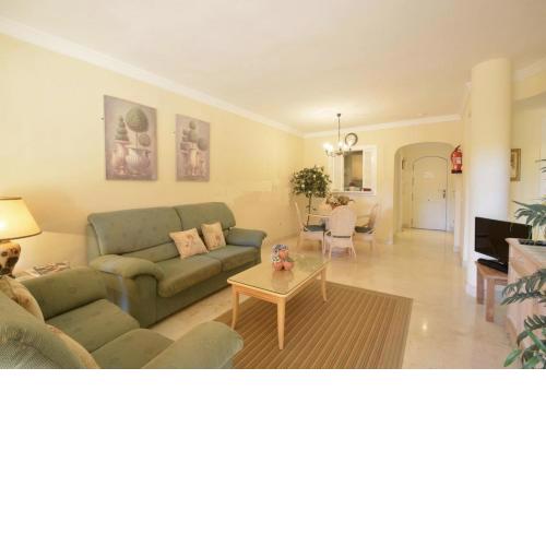 Marbella (Elviria) 2-bed apartment