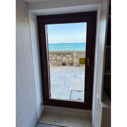 Mare Fuori Apartments