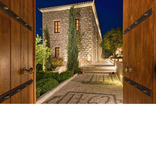 Mare Monte Luxury Suites
