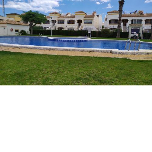 MAREL, bungalow en urbanización cerrada y piscina
