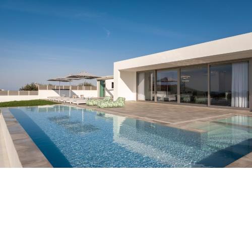 Margaret Villa, featuring a Heated Spa Whirlpool, By ThinkVilla