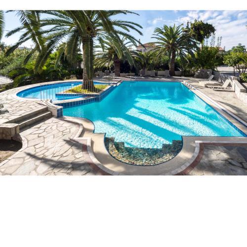Maria Suites