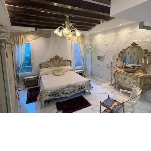 Mariangela Venetian Suite