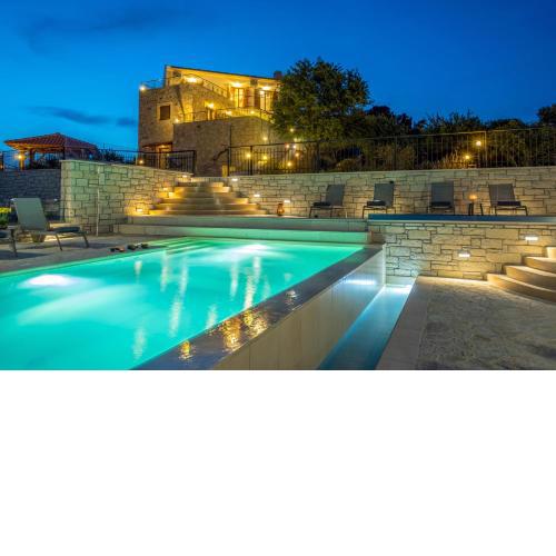 Maria's panoramic seaview House