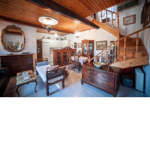 Maria's Vintage House