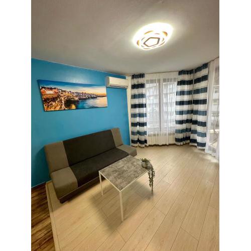 Marina 2 bedrooms&parking apartment