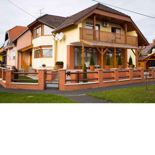 Marina-Bük