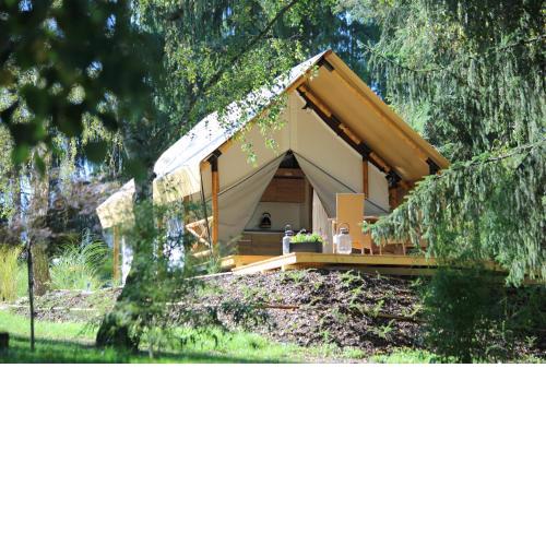 Marina & Glamping Nová Živohošť