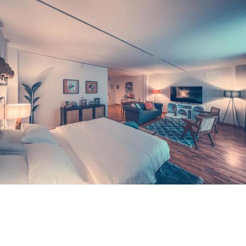 Marina House Primero