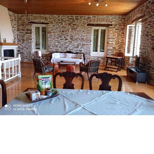 Marina Traditional Stonehouse