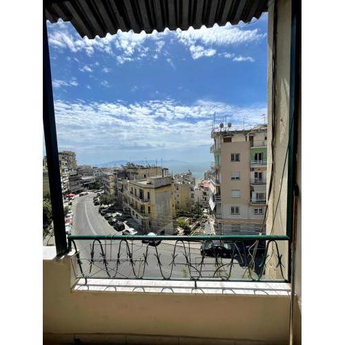 Marina's spacious family apartment Kavala