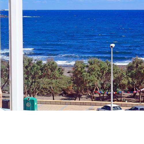MARINEDA by RENTMEDANO newly renovated, ocean view, wifi, parking, pool