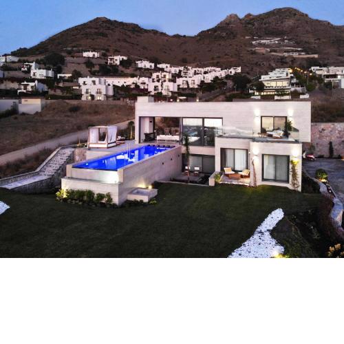 Marinhill Vistaport B High Luxury Villa
