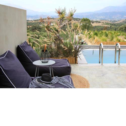 Marnos Luxury Villas