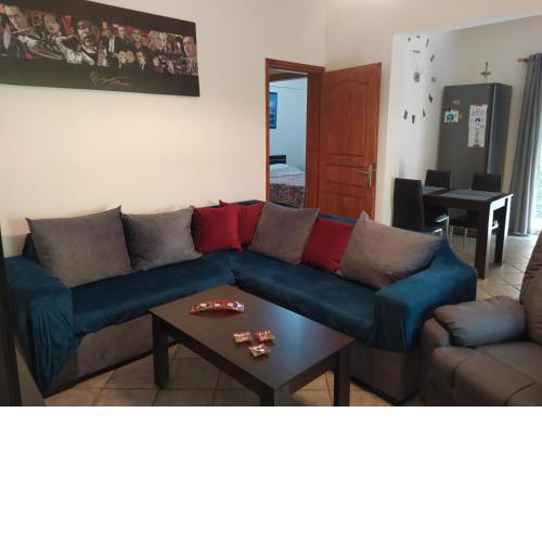 Marousi Comfy Apartment with balcony