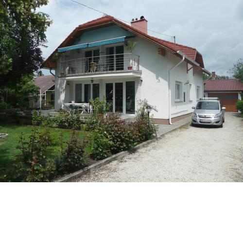 Márta Villa
