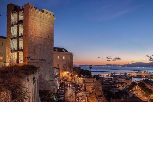 Martini Time, panoramic loft in Cagliari's castle