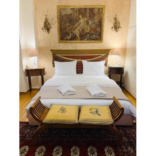 MARVELOUS PLAKA House - outstanding Acropolis and Athens view