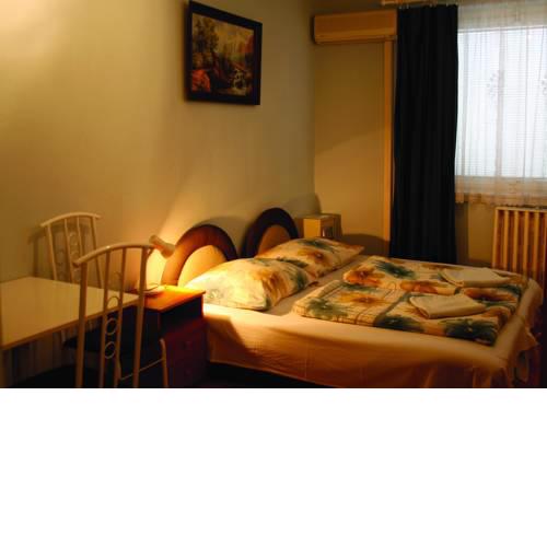 Mary-Ann Non-Stop Apartments