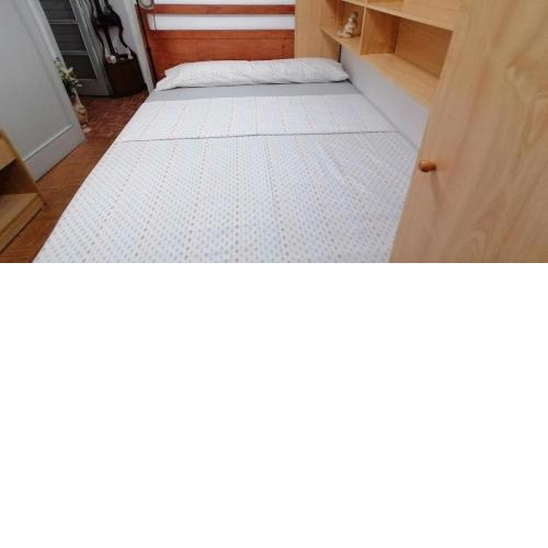 Mary's Rooms Low Cost