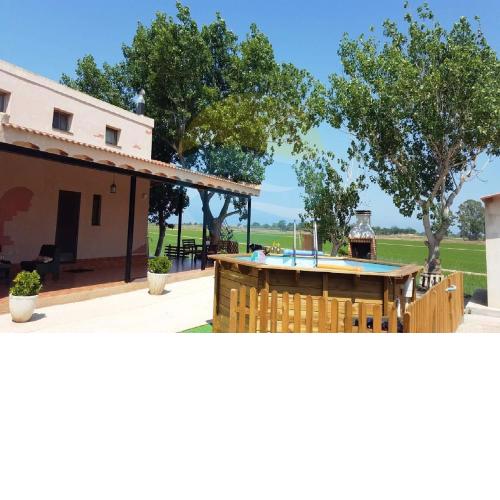 Mas de Felip - Casa rural con piscina privada en el Delta