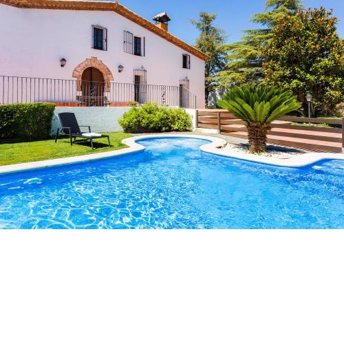 Masia Can Canyes & Spa