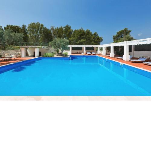 Masseria Colosso by BarbarHouse