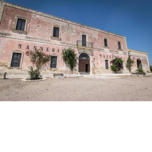 Masseria Mazzetta Salento Corte del Falconiere B&B