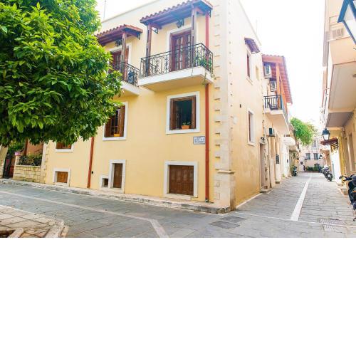 MAT Old Town APARTMENTS Σ