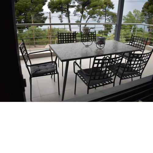 Mathesi apartment Sea front