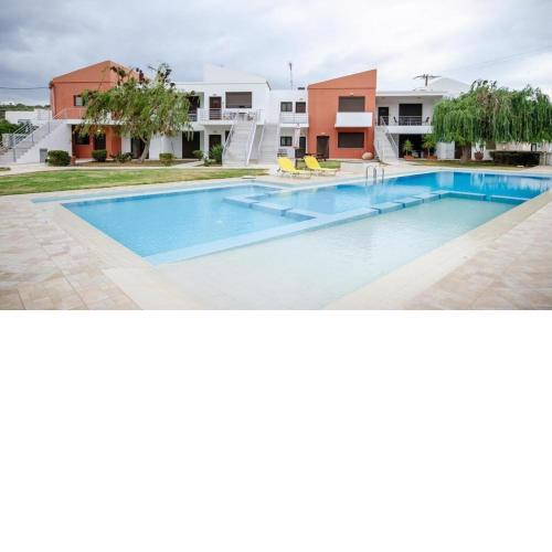 Mati- Cozy apartment- Close to the beach of Almyrida with a shared Pool