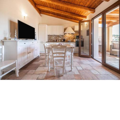 Mattia House