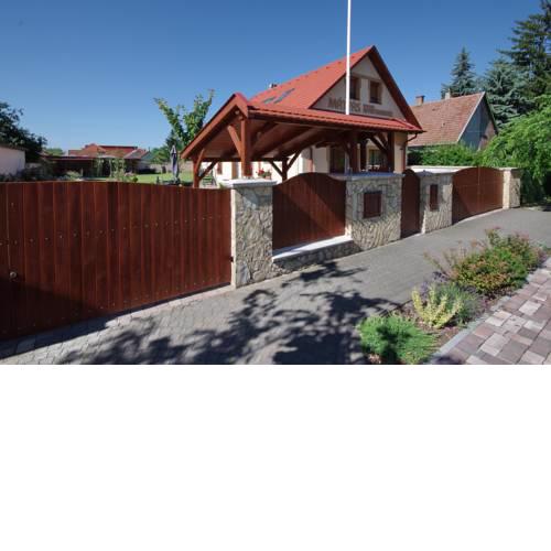Mátyás Apartmanház