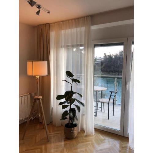 Maximo Apartments
