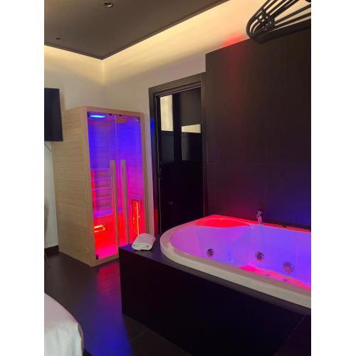 Maximum hub suite&spa