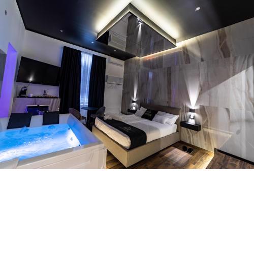 Maximum Suite & Spa
