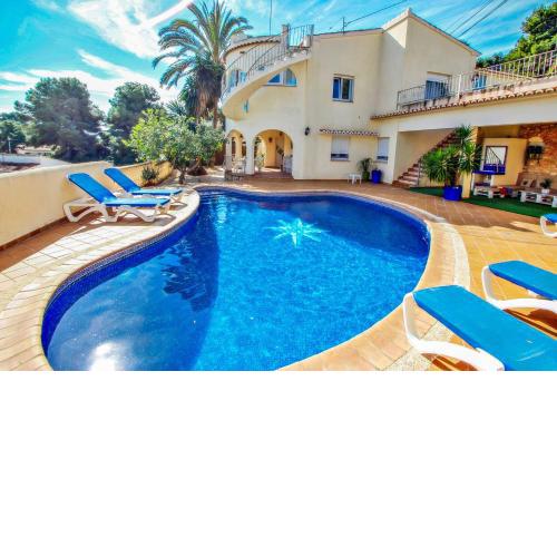 May - pretty holiday property with private pool in Benissa
