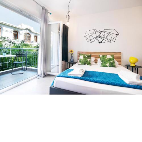 Mazi Rooms Venizelou