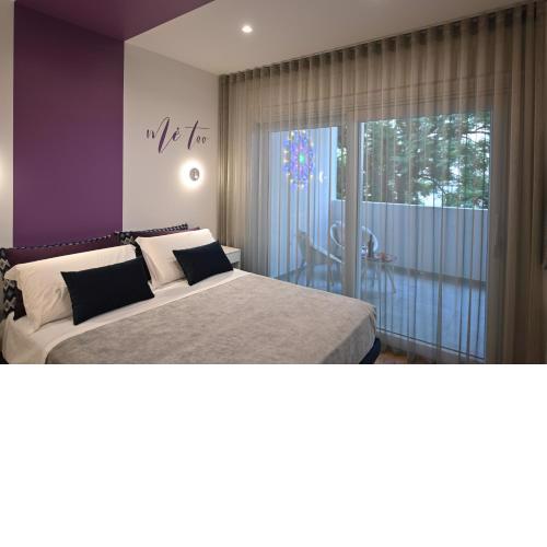 Me Too - Exclusive Apartments