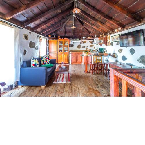Media Luna Cottage
