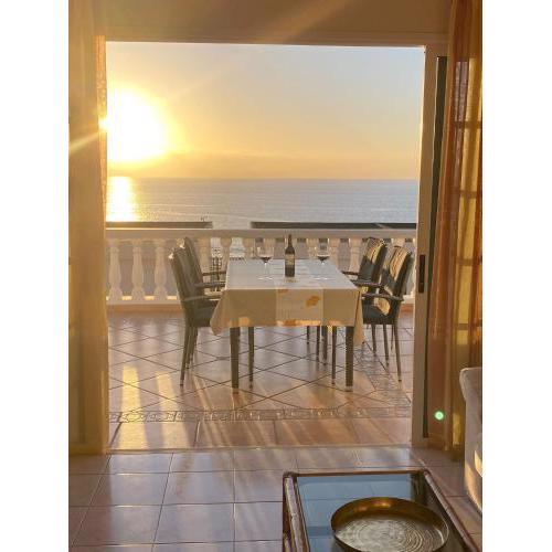 Meerblick, Sonnenterrasse, luxuriöses Haus, Appartement, Teneriffa Süd, Los Gigantes, 800m Strand entfernt