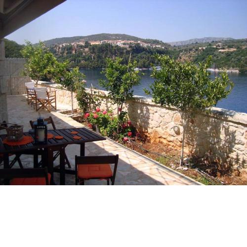 Meganisi Blue apartment