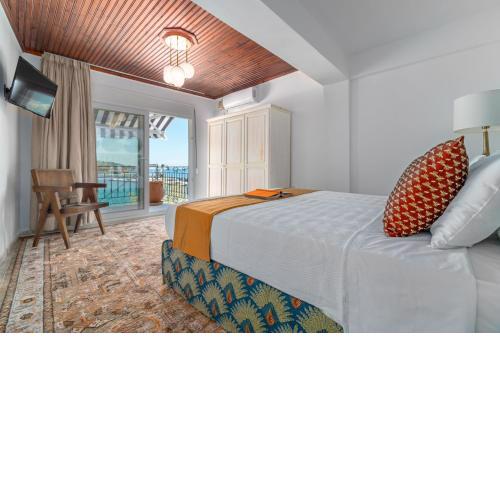 Megaron Skiathos Boutique Residence